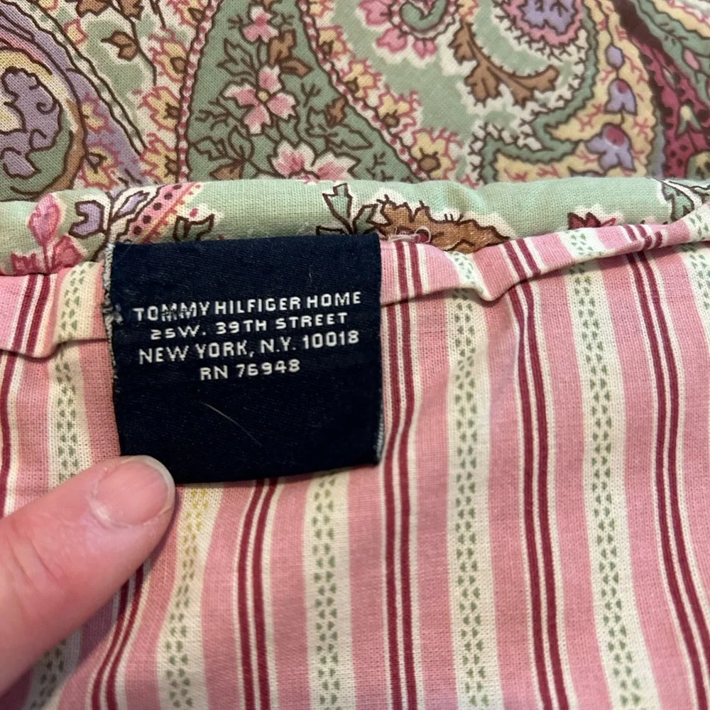 Tommy Hilfiger bohemian queen comforter